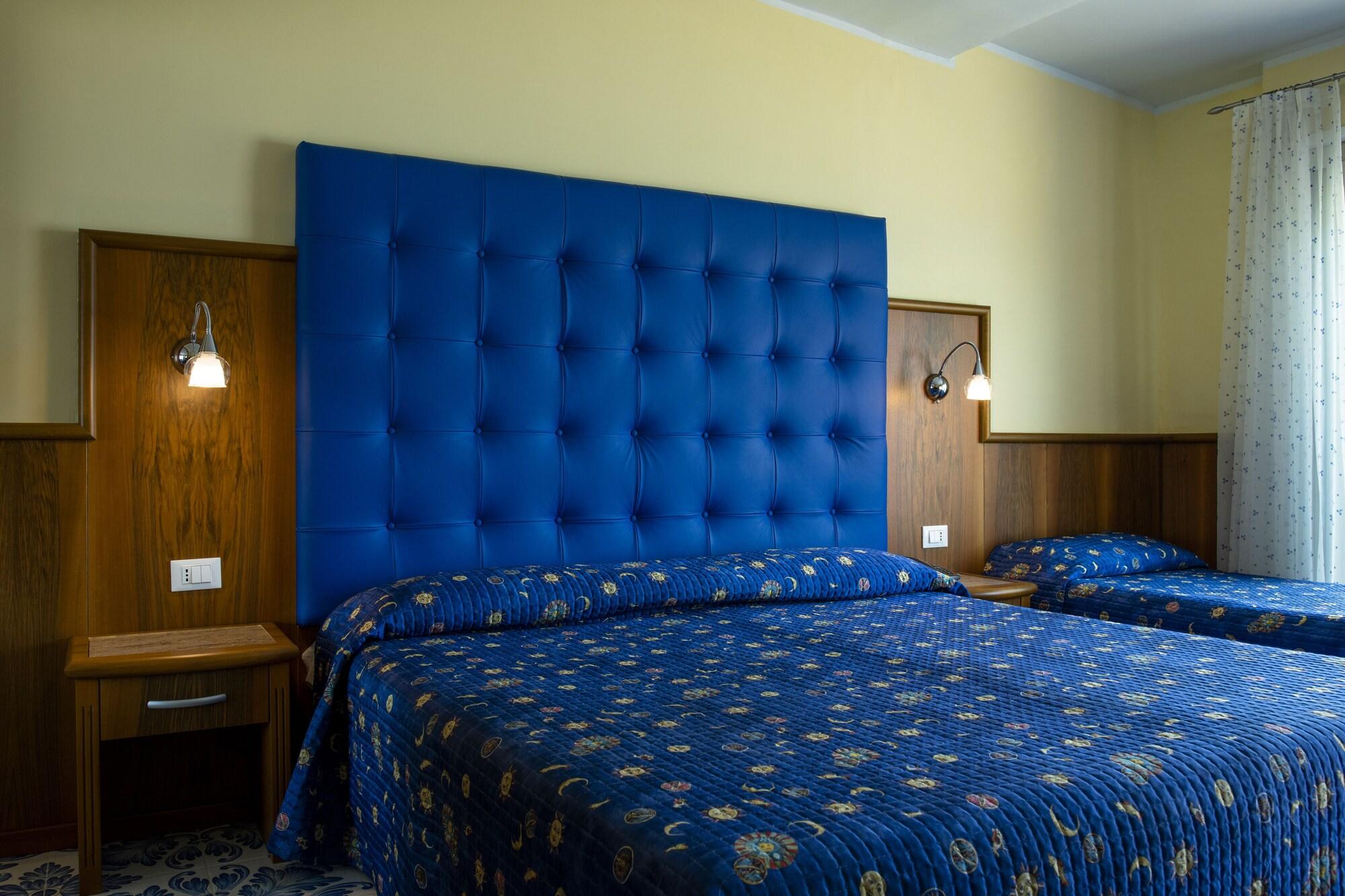 Hotel Panoramic 지아르디니낙소스 외부 사진