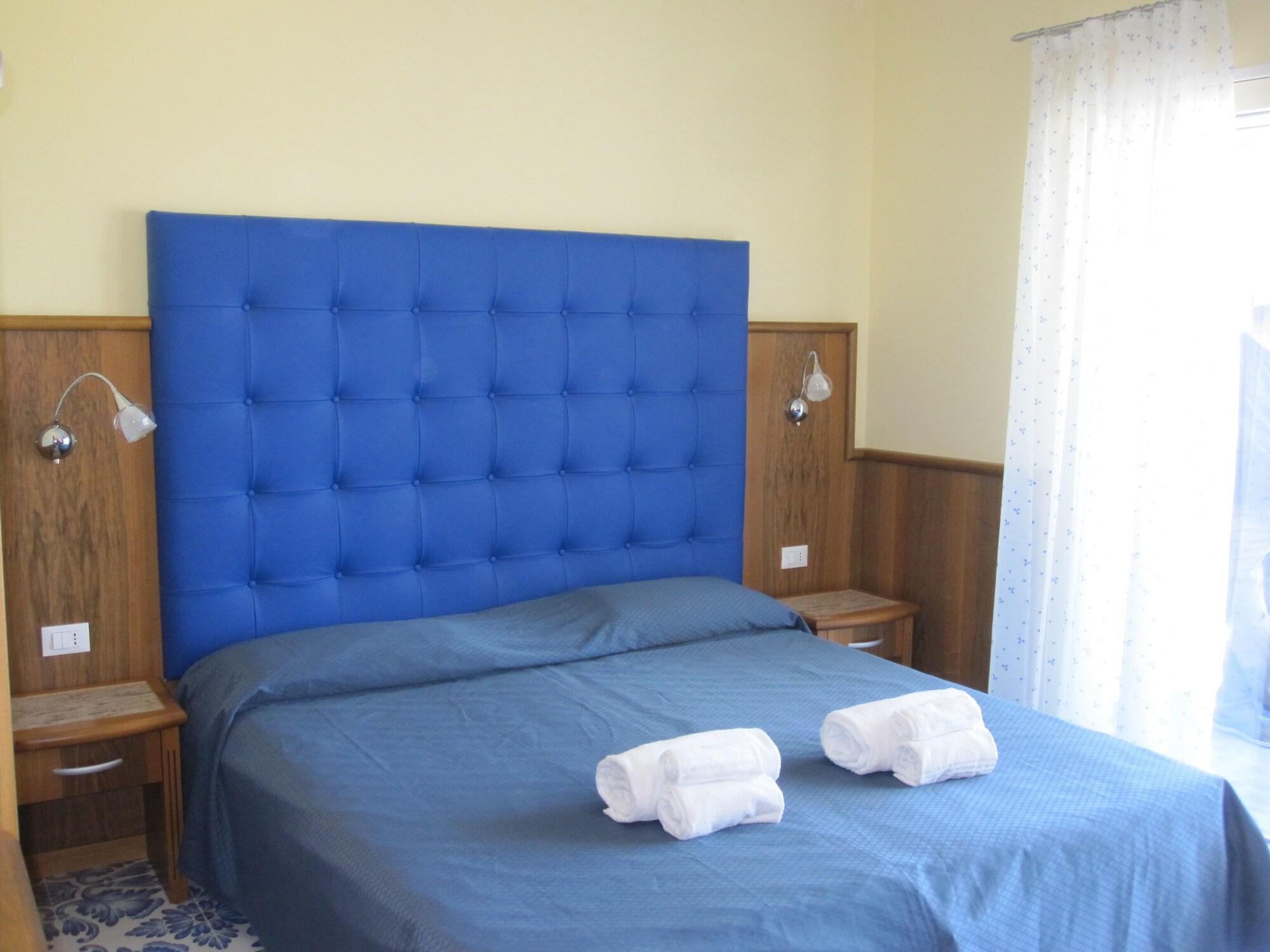 Hotel Panoramic 지아르디니낙소스 외부 사진