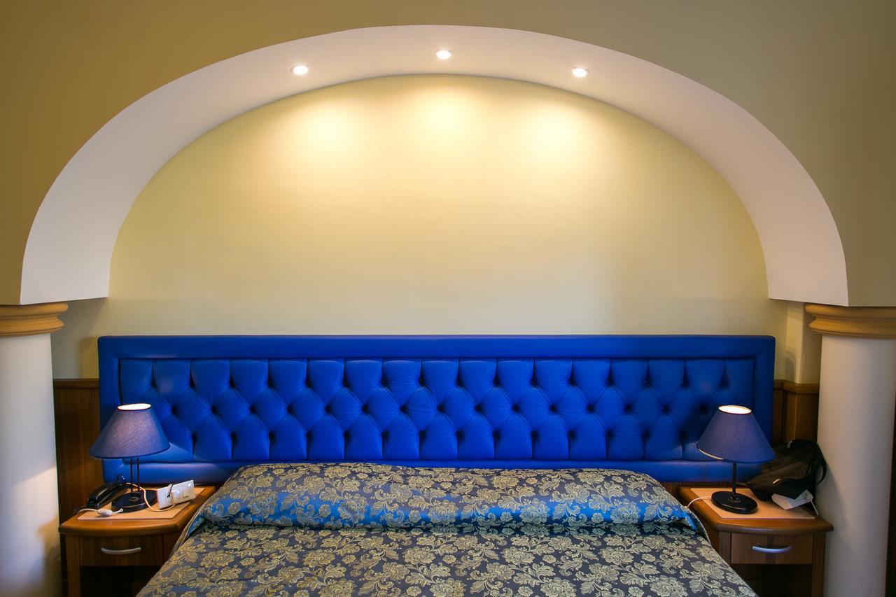 Hotel Panoramic 지아르디니낙소스 외부 사진